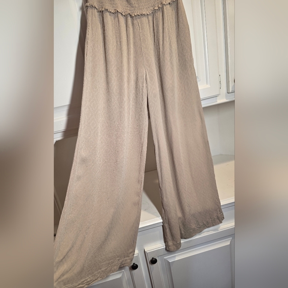 Anthropologie Mustard Seed NWT Wide Leg Pants Smocked Waist Neutral Boho Flowy - Picture 2 of 13
